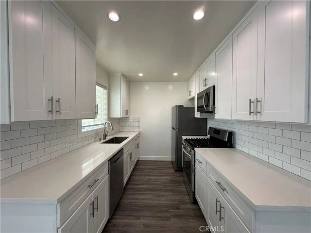 1942 S Sherbourne Drive, Los Angeles, CA 90034