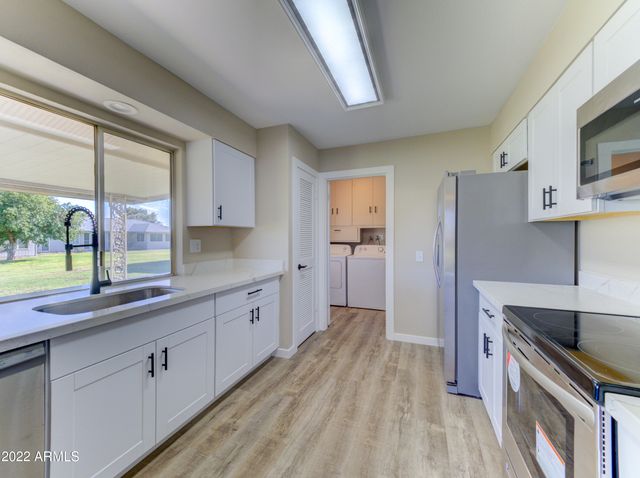 10007 W SHASTA Drive, Sun City, AZ 85351