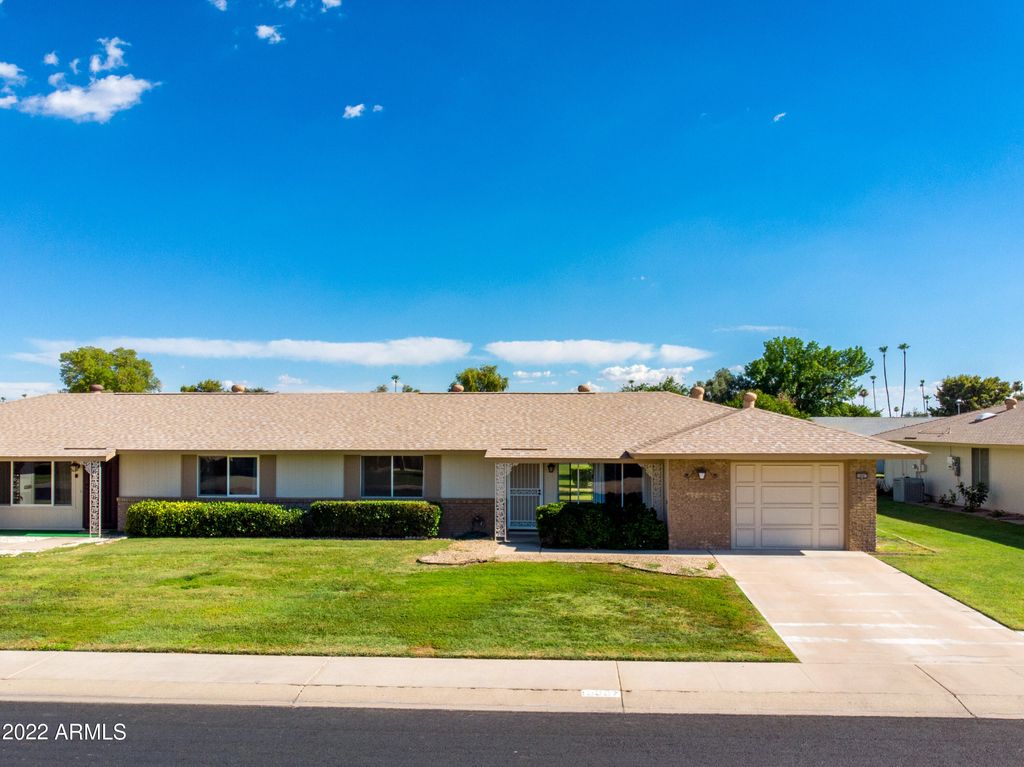 10007 W SHASTA Drive, Sun City, AZ 85351