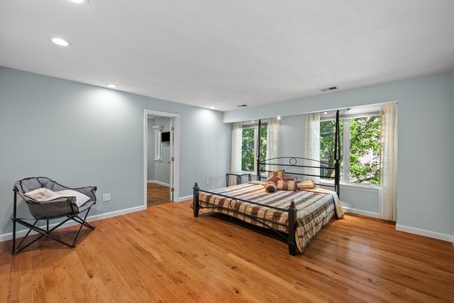 48 Pointe Rok Dr 48, Worcester, MA 01604