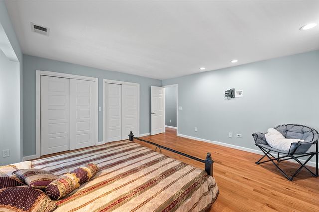 48 Pointe Rok Dr 48, Worcester, MA 01604