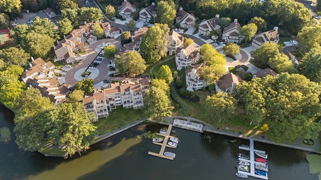 48 Pointe Rok Dr 48, Worcester, MA 01604