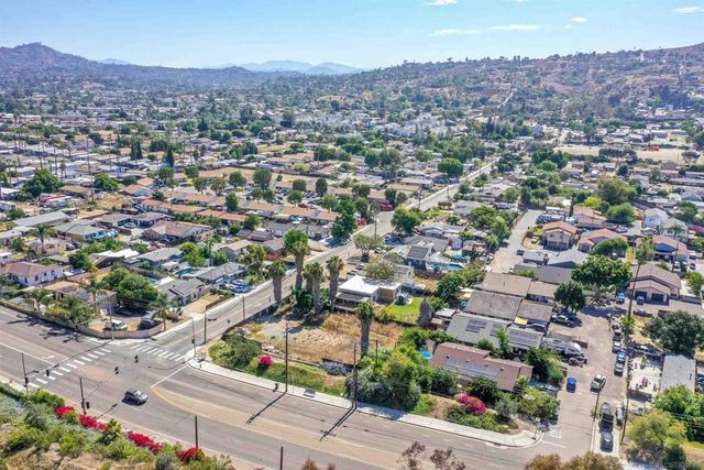 8619 Tyler St, Spring Valley, CA 91977
