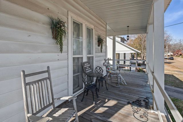 301 N MAPLE ST, Covington, TN 38019