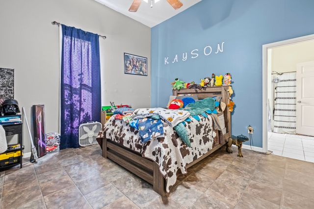 301 N MAPLE ST, Covington, TN 38019