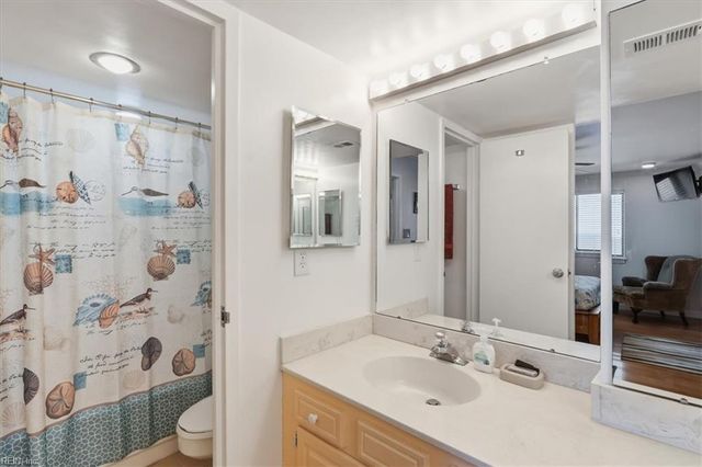 3300 Ocean Shore Ave Apt 1405, Virginia Beach, VA 23451