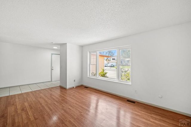 140 Regency Blvd, Pueblo, CO 81005