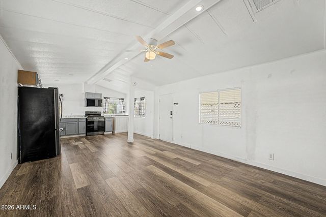 1908 E DAHLIA Drive, Phoenix, AZ 85022