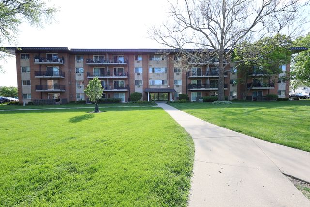 2230 S Goebbert Road 139, Arlington Heights, IL 60005