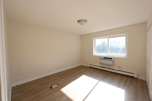 2230 S Goebbert Road 139, Arlington Heights, IL 60005