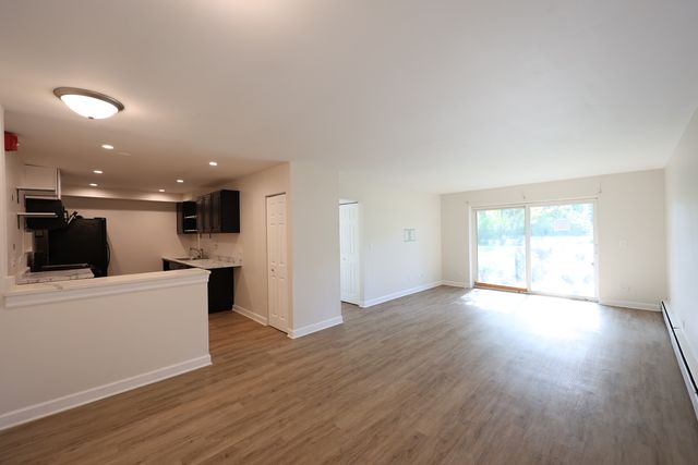 2230 S Goebbert Road 139, Arlington Heights, IL 60005