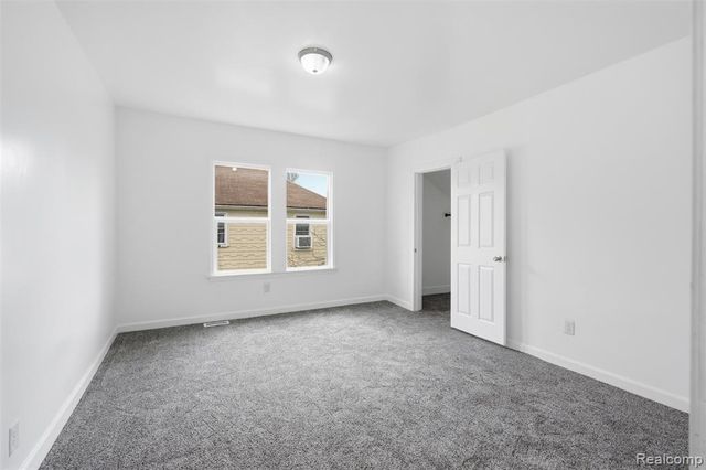 725 Lakewood Street, Detroit, MI 48215