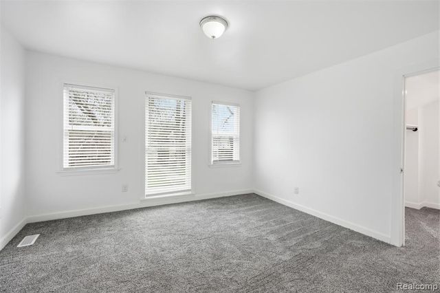 725 Lakewood Street, Detroit, MI 48215