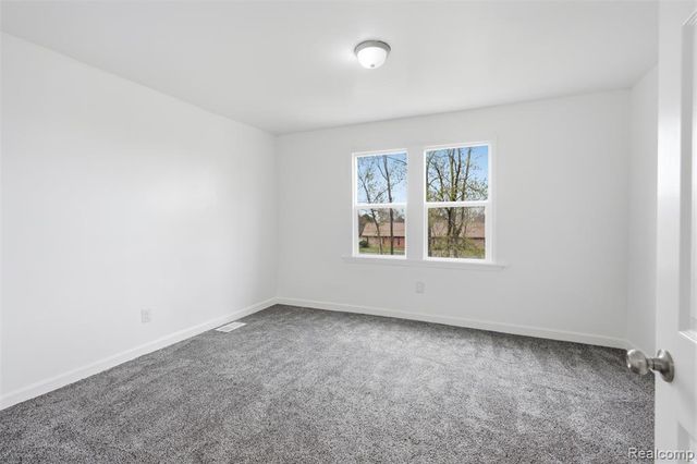 725 Lakewood Street, Detroit, MI 48215