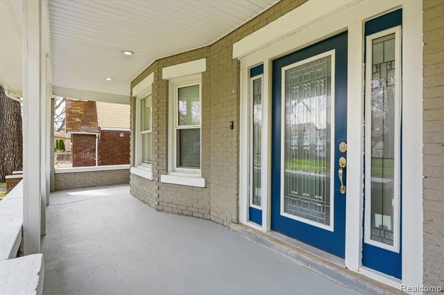 725 Lakewood Street, Detroit, MI 48215