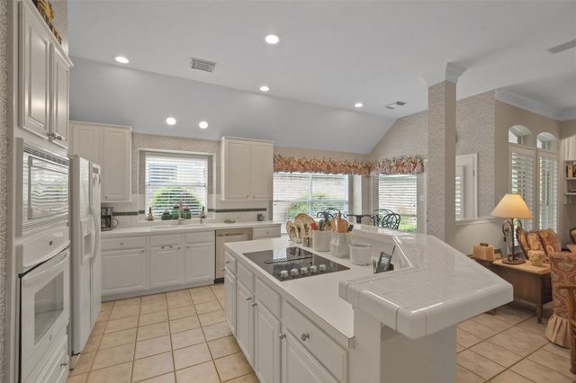 18 Pinery Ridge Place, Spring, TX 77382
