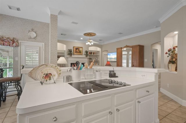 18 Pinery Ridge Place, Spring, TX 77382