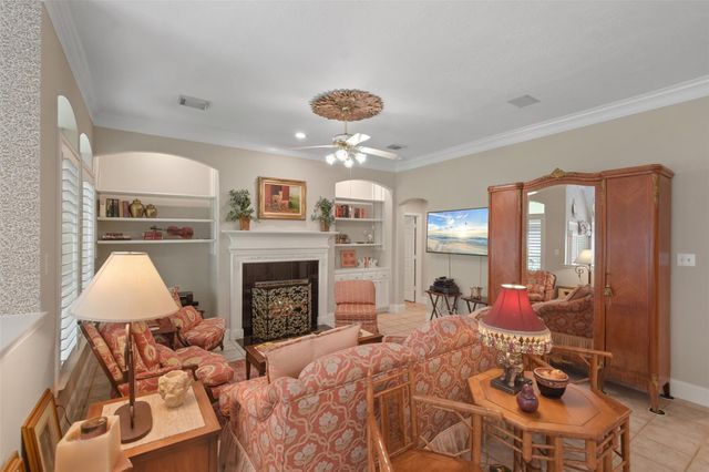 18 Pinery Ridge Place, Spring, TX 77382