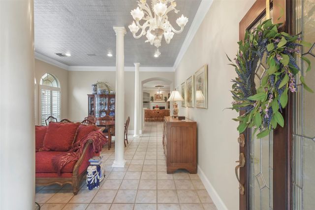18 Pinery Ridge Place, Spring, TX 77382
