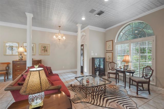 18 Pinery Ridge Place, Spring, TX 77382
