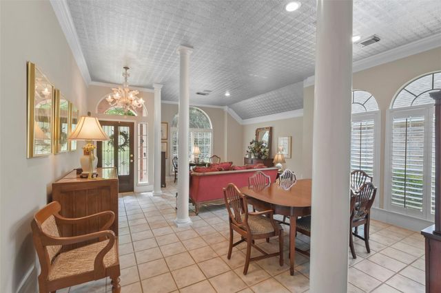 18 Pinery Ridge Place, Spring, TX 77382