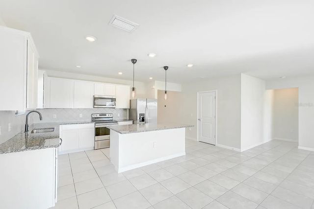 10820 MARLBERRY WAY, North Fort Myers, FL 33917