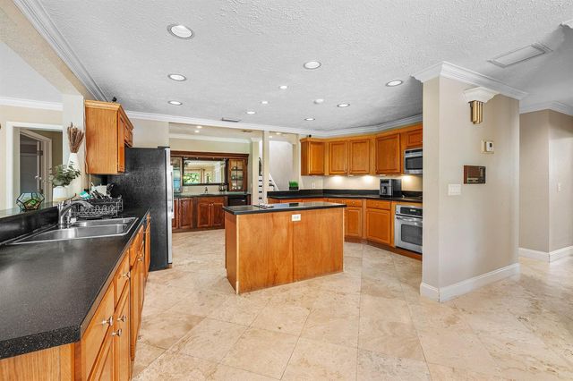 1560 SW 17th Street, Boca Raton, FL 33486