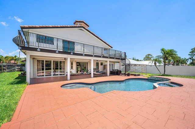 1560 SW 17th Street, Boca Raton, FL 33486
