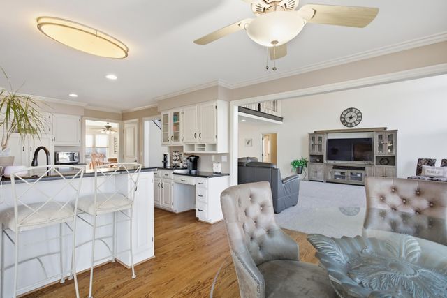 31595 North River Road, Harrison Twp, MI 48045