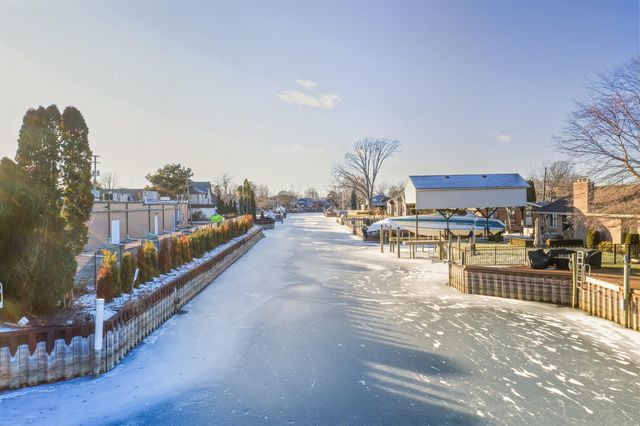 31595 North River Road, Harrison Twp, MI 48045