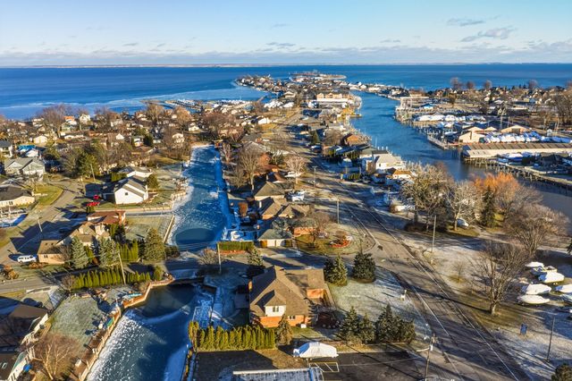 31595 North River Road, Harrison Twp, MI 48045