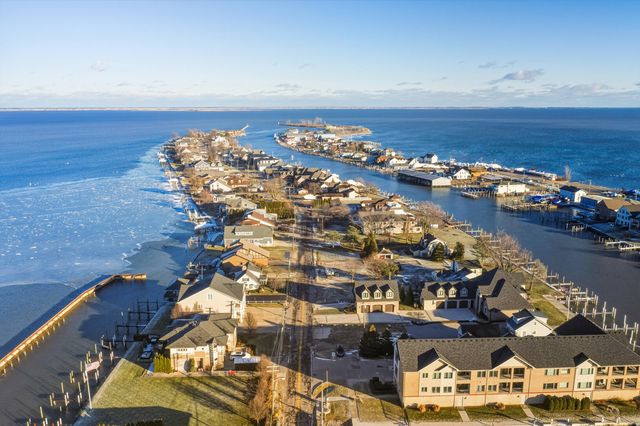 31595 North River Road, Harrison Twp, MI 48045