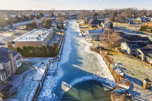 31595 North River Road, Harrison Twp, MI 48045