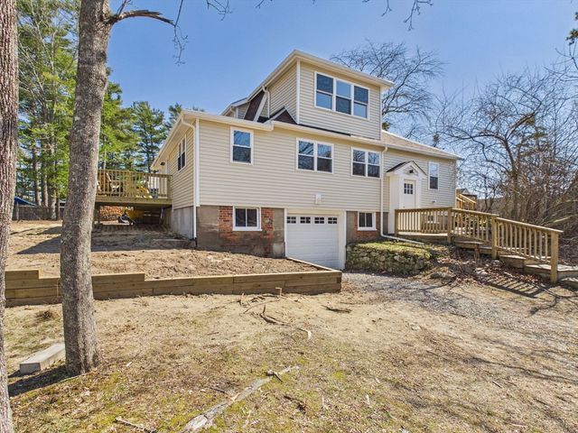 5 Pilgrim Ave, Wareham, MA 02571