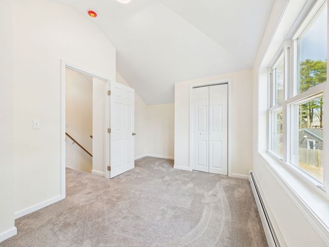 5 Pilgrim Ave, Wareham, MA 02571