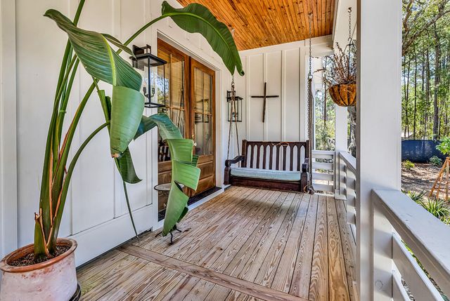 1282 Kings River Road, Pawleys Island, SC 29585