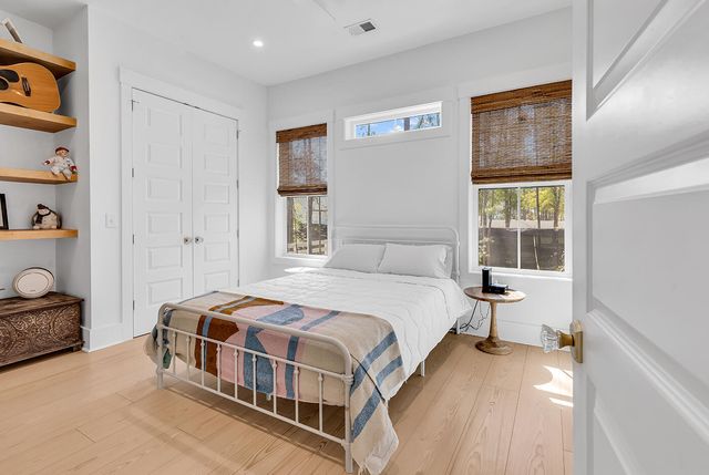 1282 Kings River Road, Pawleys Island, SC 29585