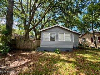 3352 COLLEGE Street, Jacksonville, FL 32205