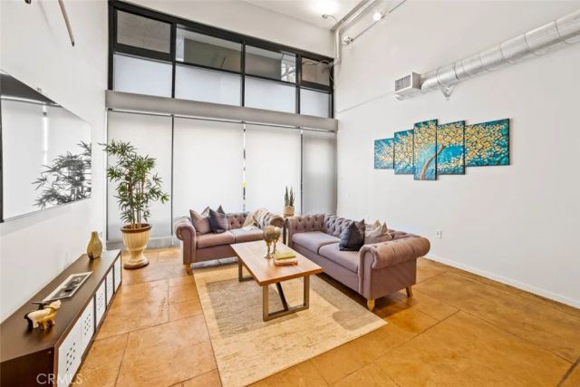 350 11th Ave. 133, San Diego, CA 92101