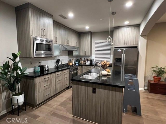 236 Firefly, Irvine, CA 92618