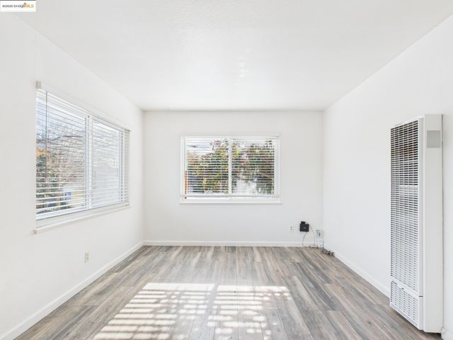 3807 Opal St, Oakland, CA 94609