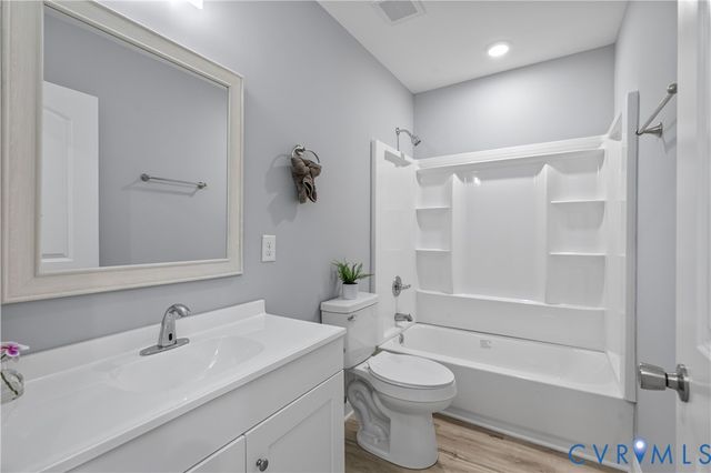 407 Beech St, Petersburg, VA 23803