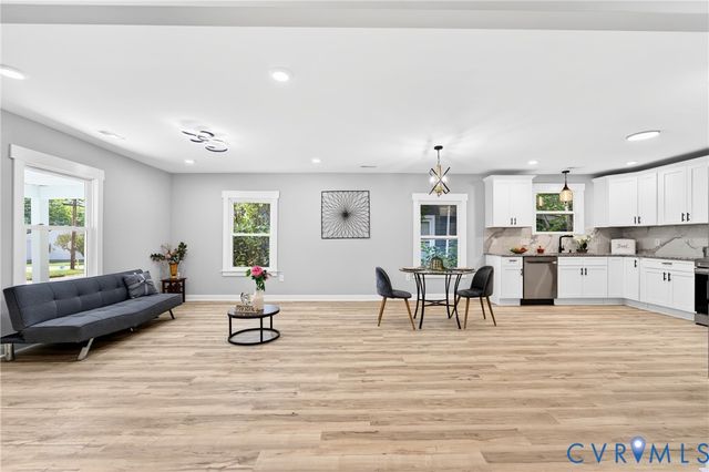407 Beech St, Petersburg, VA 23803