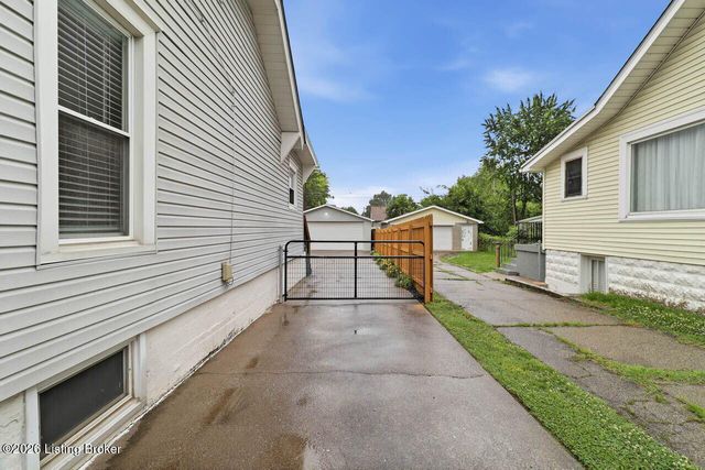 1521 Belmar Dr, Louisville, KY 40213