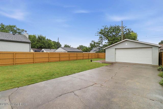 1521 Belmar Dr, Louisville, KY 40213