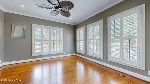 2117 Eastview Ave, Louisville, KY 40205