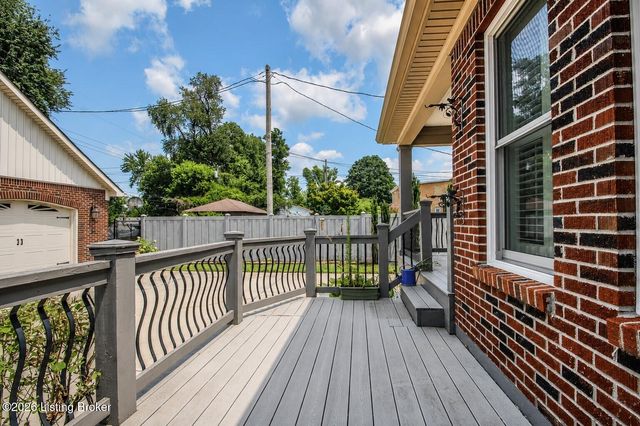 2117 Eastview Ave, Louisville, KY 40205