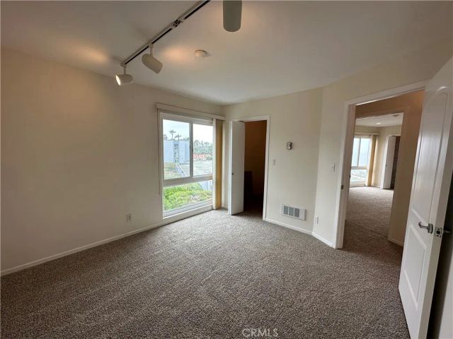 640 The Village 217, Redondo Beach, CA 90277