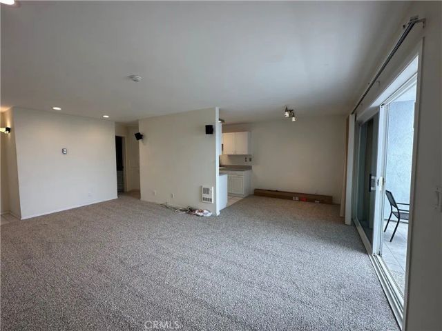 640 The Village 217, Redondo Beach, CA 90277