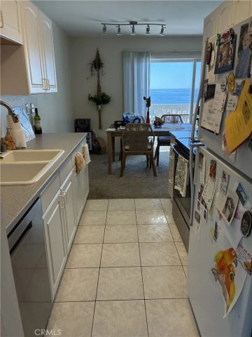 640 The Village 217, Redondo Beach, CA 90277